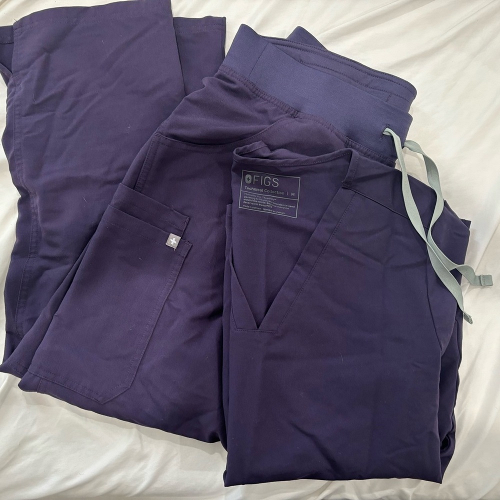 Figs scrubs